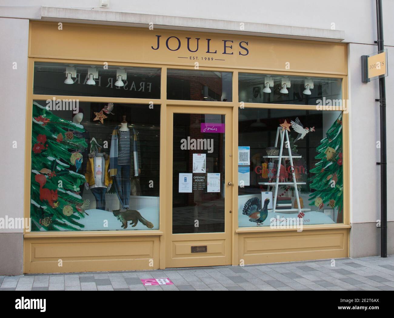 Joules clothing hires stock photography and images Alamy