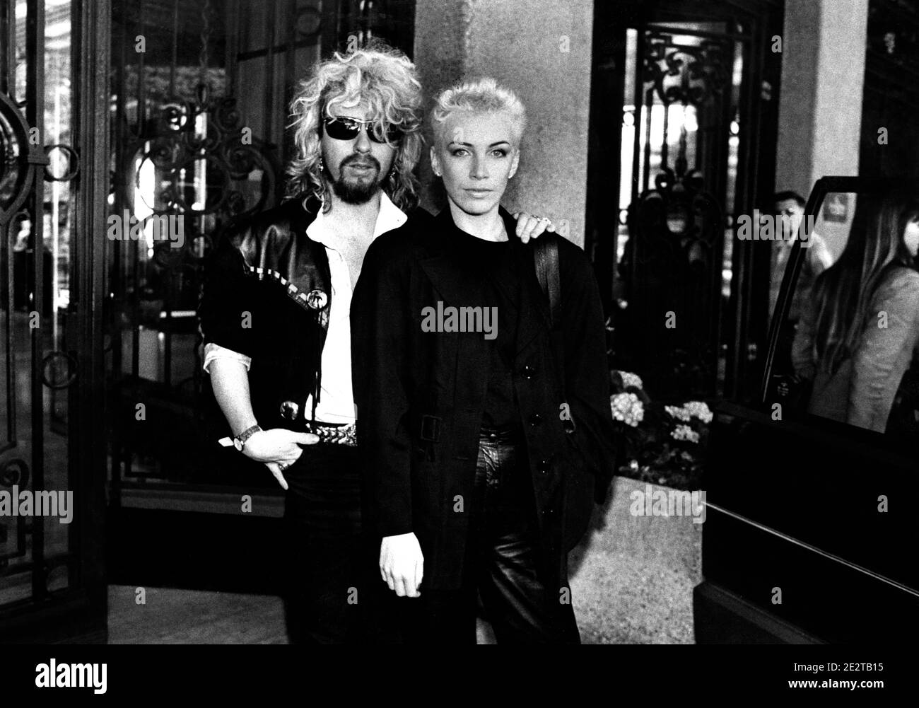 Dave Stewart and Annie Lennox from  Eurythmics outside a hotel in Montreux in Switzerland in 1986 Stock Photo