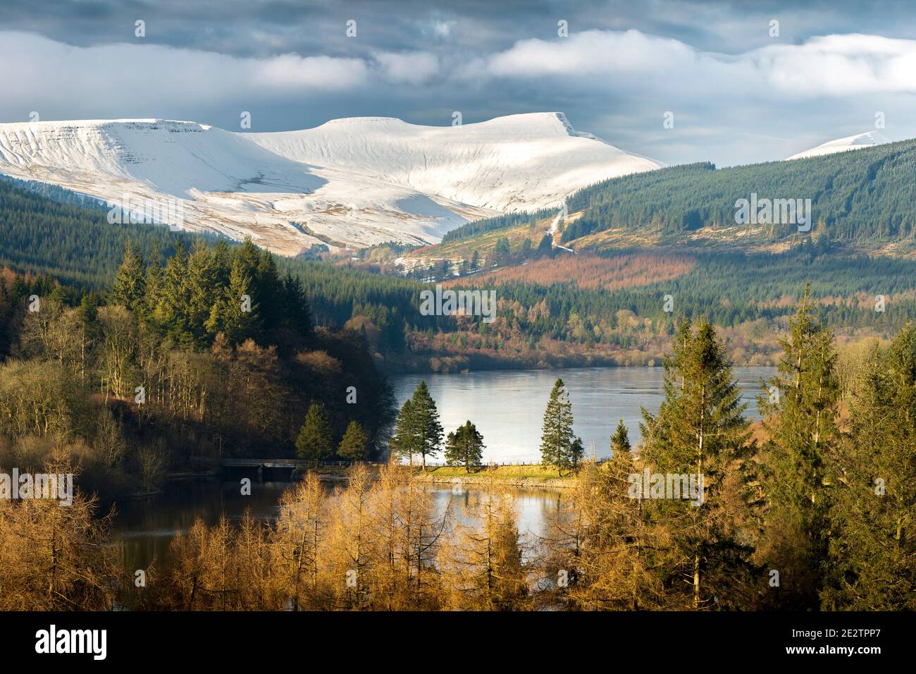 Snow-capped pen-y-fan reflected in the Pentwyn and Ponsticill Reservoirs in the Brecon Beacons National Park, South Wales Stock Photo