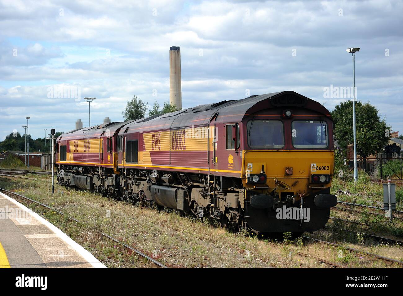 Class 66082 hi-res stock photography and images - Alamy