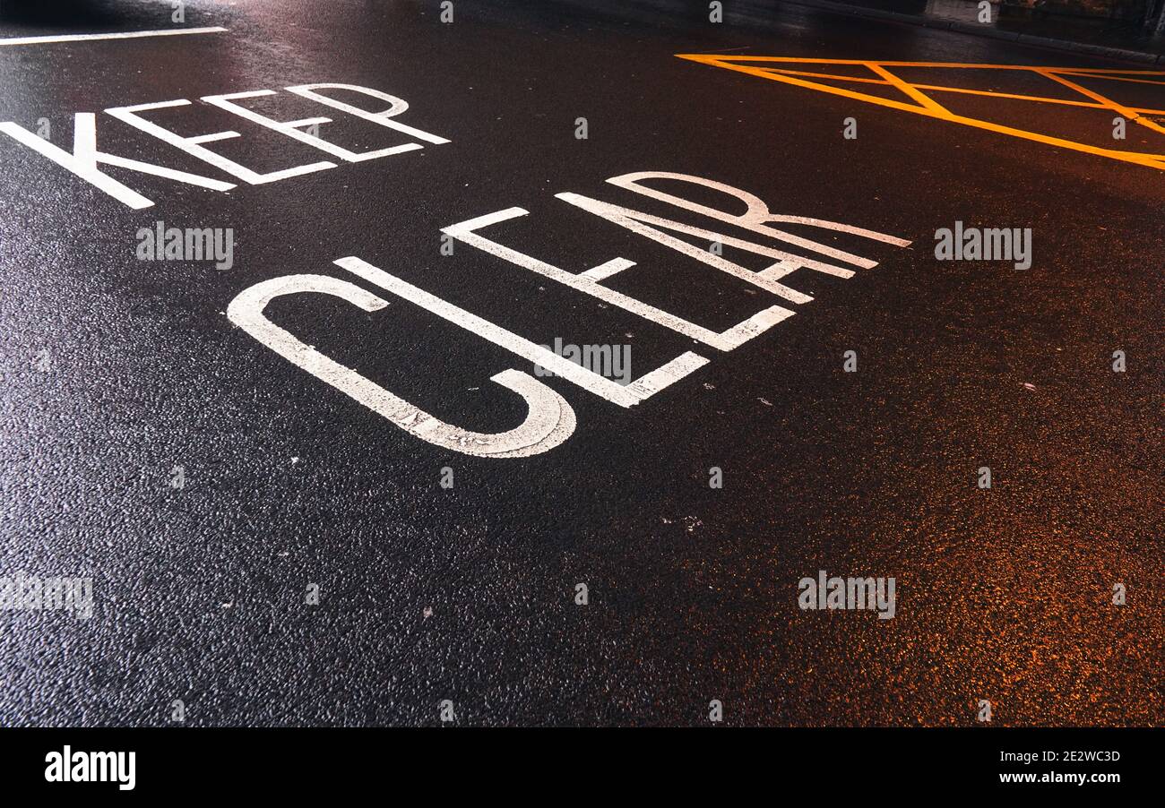 Keep clear road sign hires stock photography and images Alamy