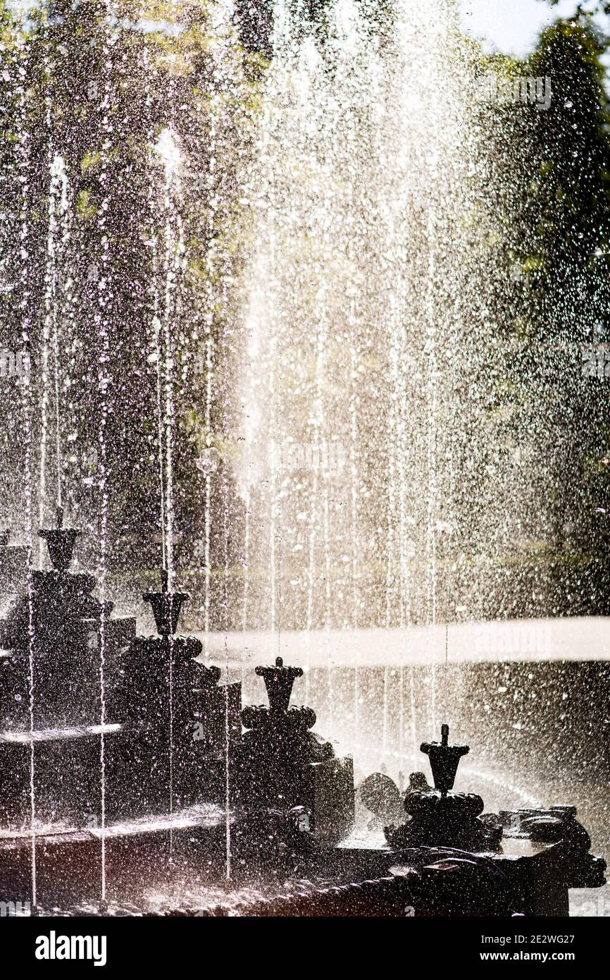 City fountain in the park Stock Photo - Alamy