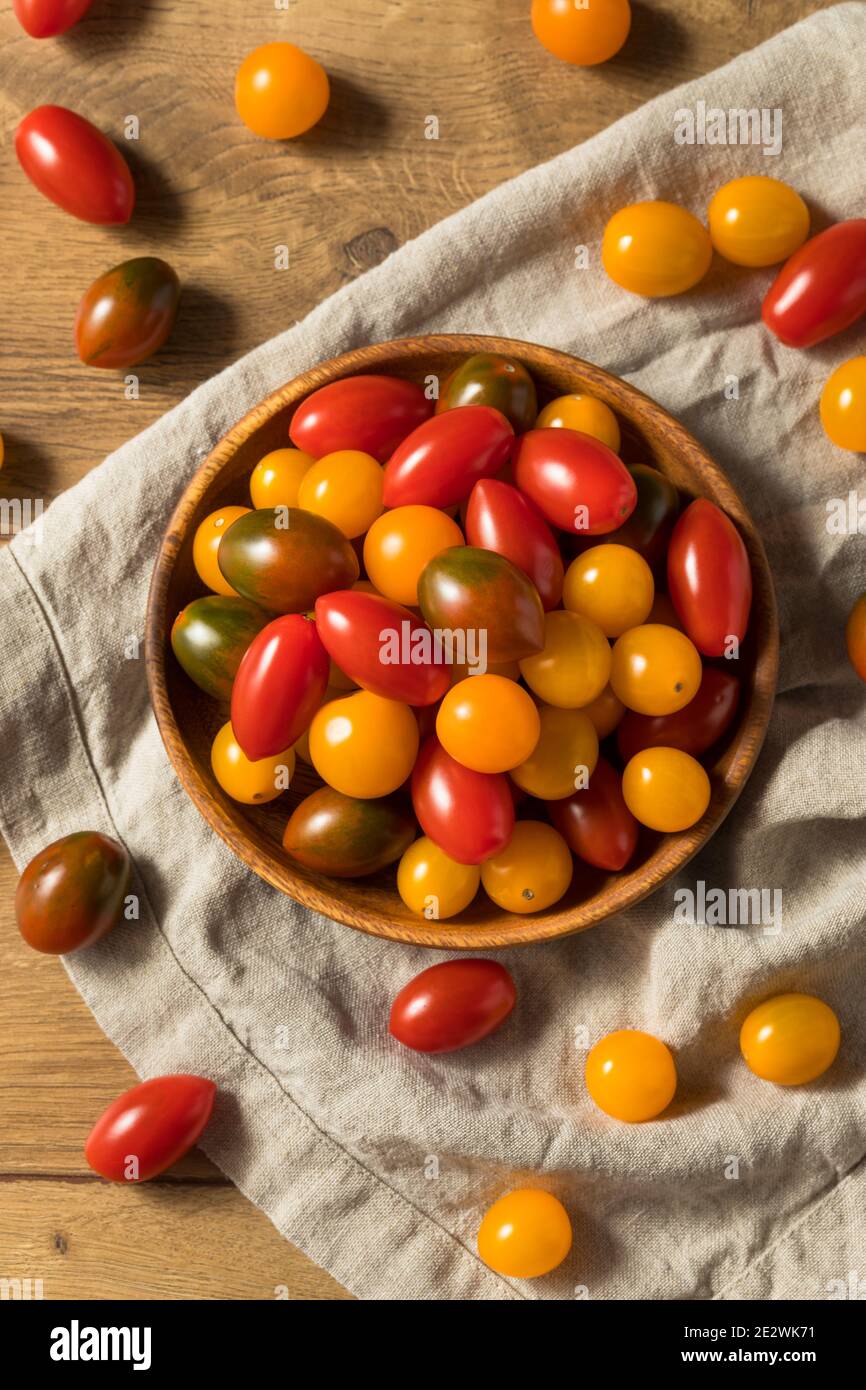 Raw Organic Heirloom Cherry Tomatoes in a Bowl Stock Photo - Alamy