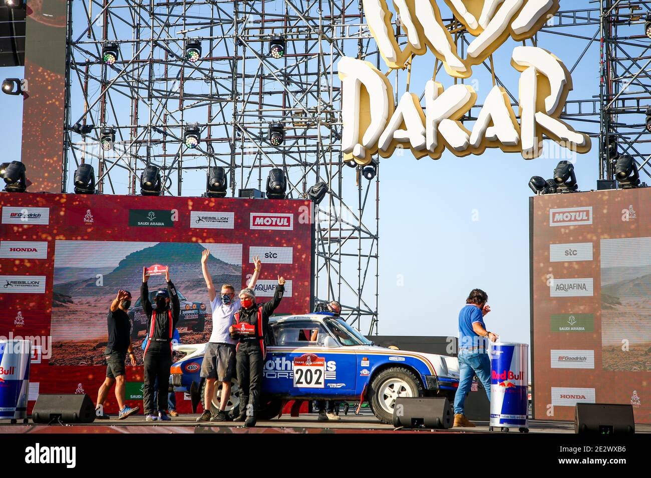 202 Lerner Amy (usa), Bossaert Sara Carmen (bel), Porsche, Al Rally, Dakar Classic, portrait during the finishing podium ceremony at the King Abdullah International Stadium in Jeddah, in Saudi Arabia on January 15, 2021 - Photo Julien Delfosse / DPPI / LM Stock Photo