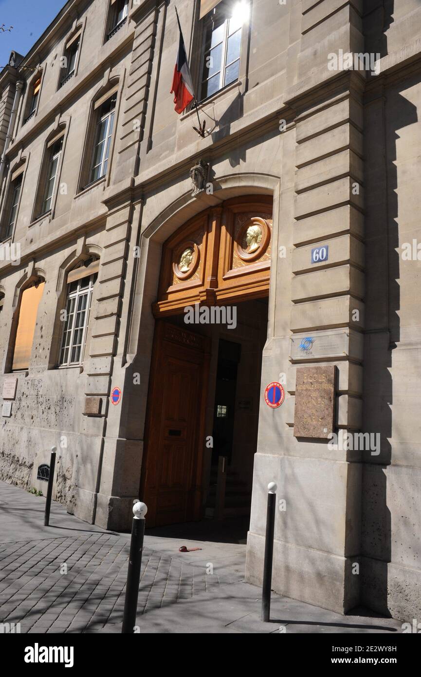 View of the entrance of MINES ParisTech, the Ecole des Mines de Paris