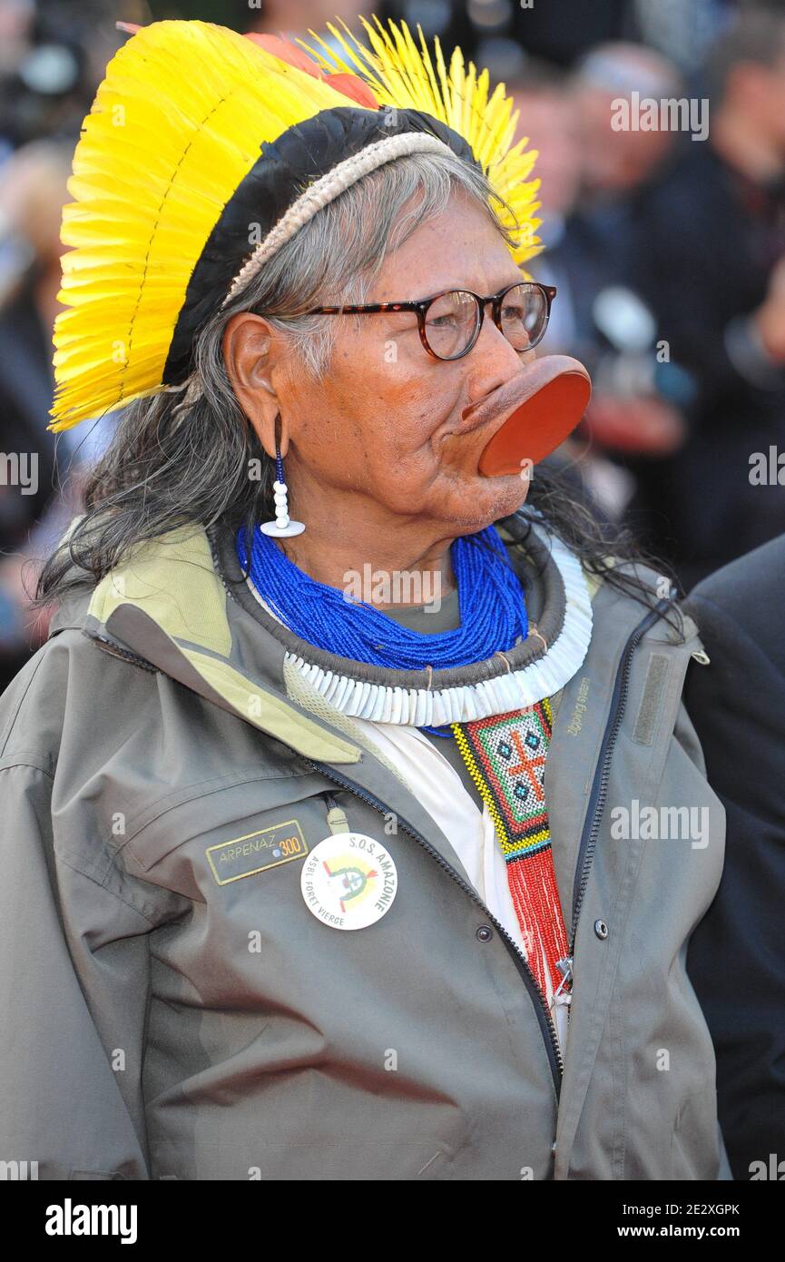 Brazilian indigenous Caiapo chief Raoni arriving for the premiere of ...