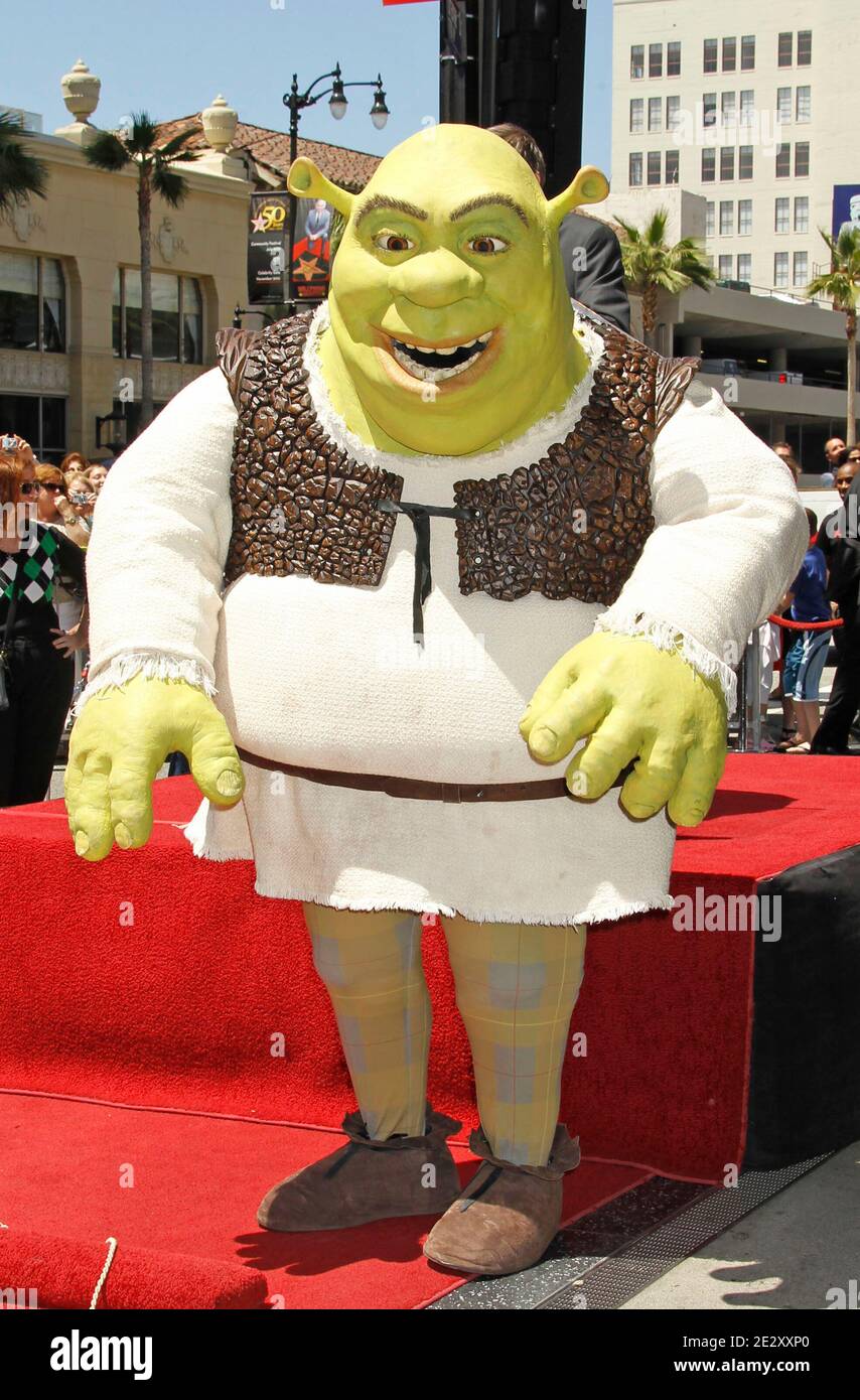 Prince charming shrek hi-res stock photography and images - Alamy