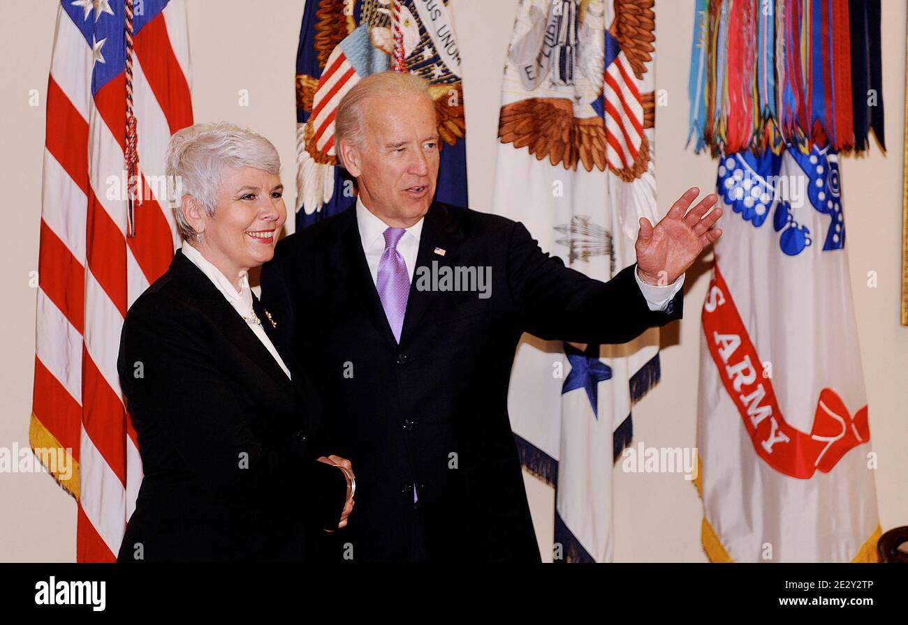 Vice-President Joe Biden meets with Prime Minister of Croatia Jadranka Kosor in the Roosevelt Room in Washington, DC, USA, May 25, 2010. Photo by Olivier Douliery/ABACAPRESS.COM Stock Photo