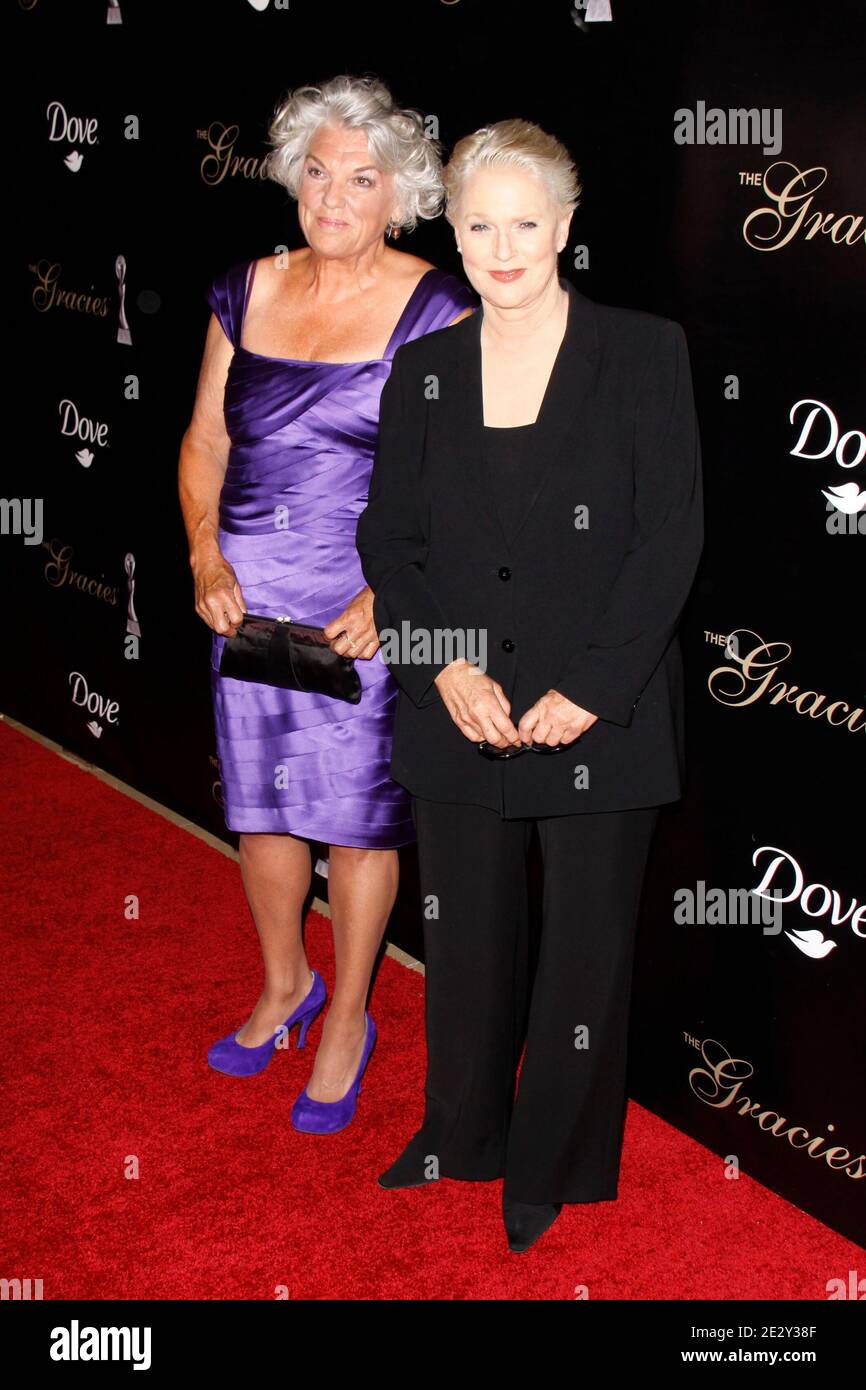 Tyne Daly and Sharon Gless arriving for the '35th Annual Gracie Awards Gala' held at the Beverly Hilton Hotel in Beverly Hills, California on May 25, 2010. Photo by Tony DiMaio/ABACAPRESS.COM (Pictured: Tyne Daly, Sharon Gless) Stock Photo