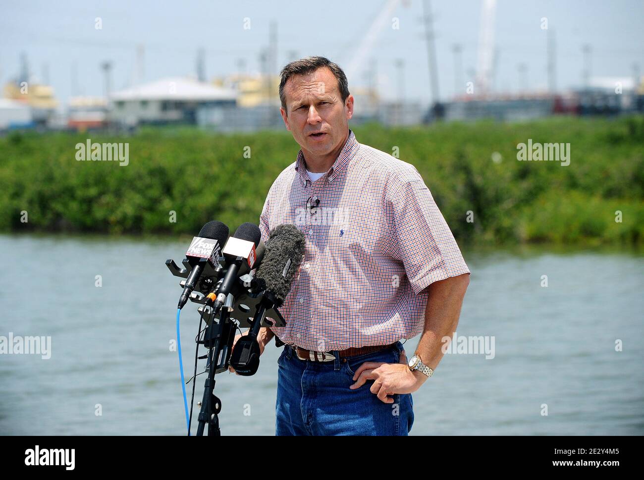 BP COO Doug Suttles gives a press conference May 29, 2010 on Grand Isle, LA, USA. BP officials indicated on Saturday that the latest attempt to plug the source of the worst oil spill in U.S. history still hasn't been successful.(Pictured: Doug Suttles) Photo by Olivier Douliery/ABACAPRESS.COM Stock Photo
