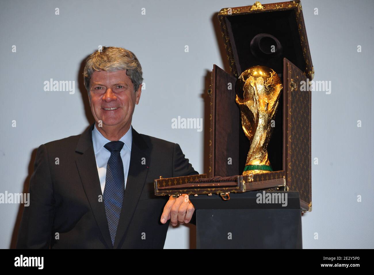 Louis Vuitton Will Once Again Encase the World Cup Trophy - PurseBlog