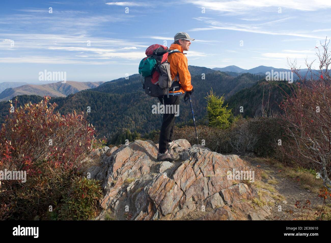 NC00167-00...NORTH CAROLINA - Hiker on the summit of Charlies Bunion along the Appalachian Trail north of Newfound Gap in Great Smoky Mountains NP. Stock Photo