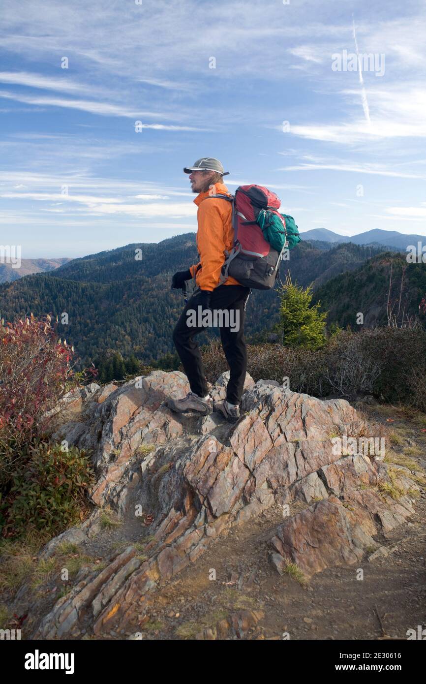 NC00172-00...NORTH CAROLINA - Hiker on the summit of Charlies Bunion along the Appalachian Trail north of Newfound Gap in Great Smoky Mountains NP. Stock Photo