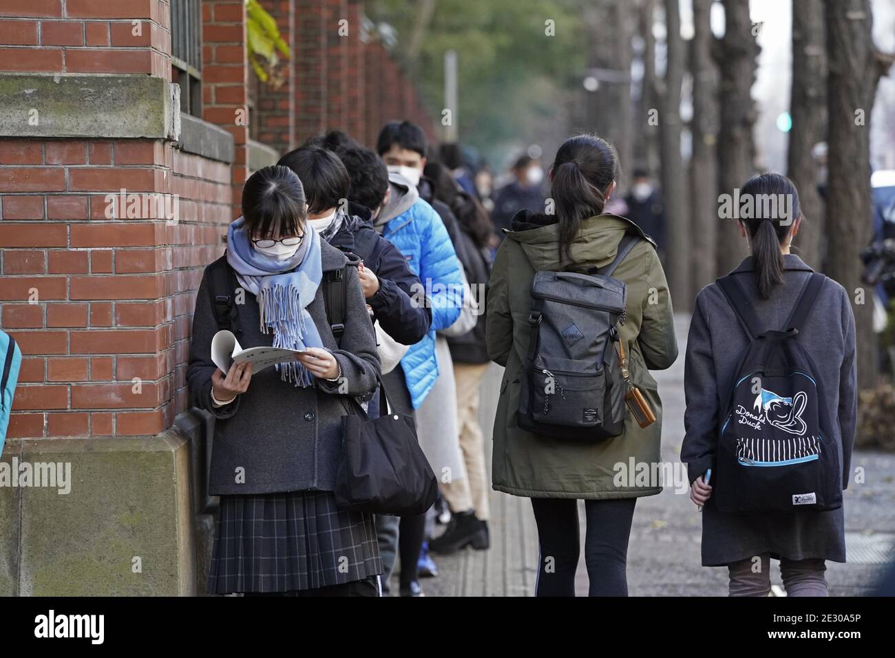 Gate at entrance to japans hires stock photography and images Alamy