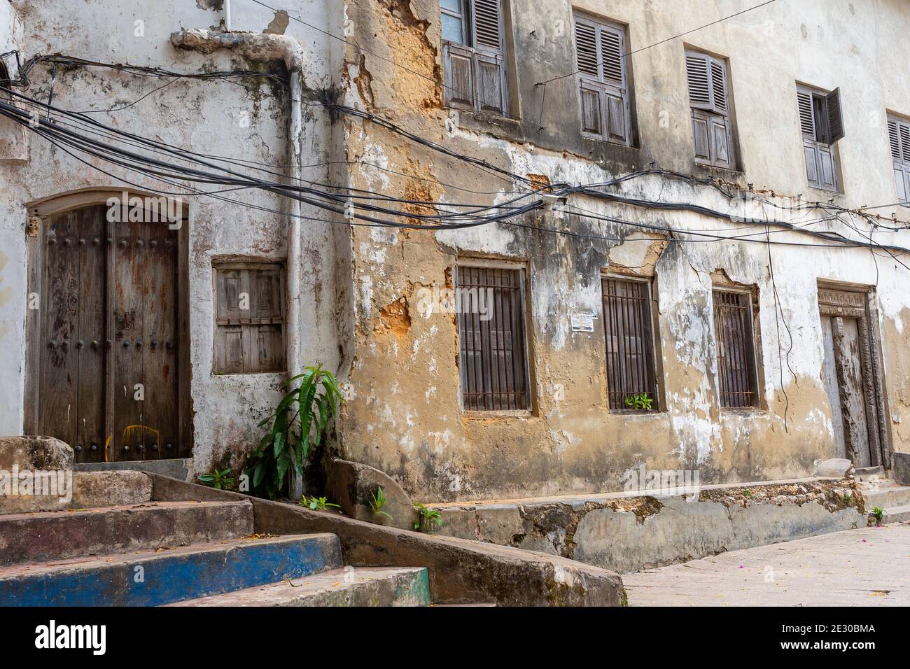 Old traditional doors. Stone Town, Zanzibar, Tanzania Stock Photo Alamy