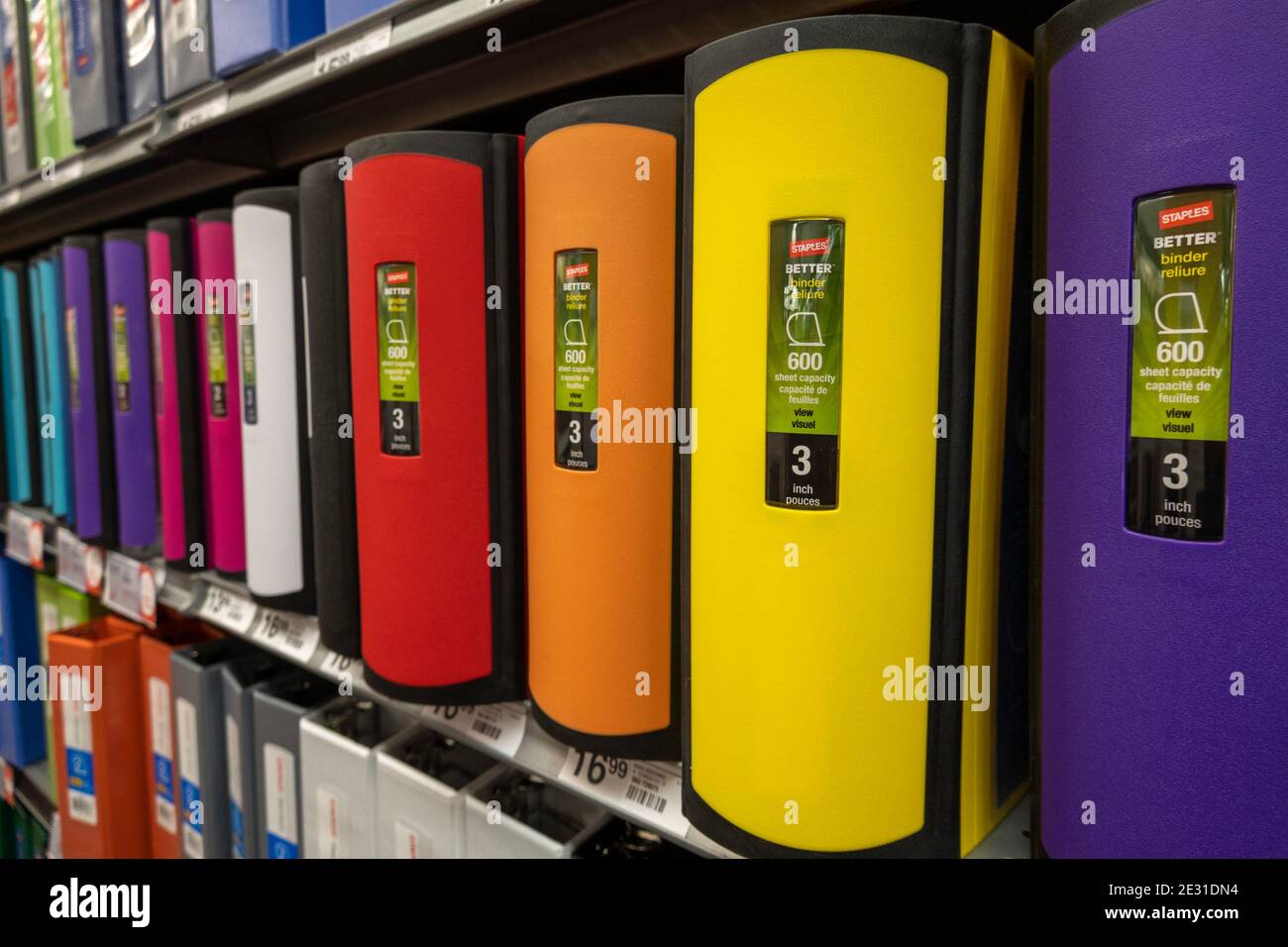 Staples store in new york hires stock photography and images Alamy