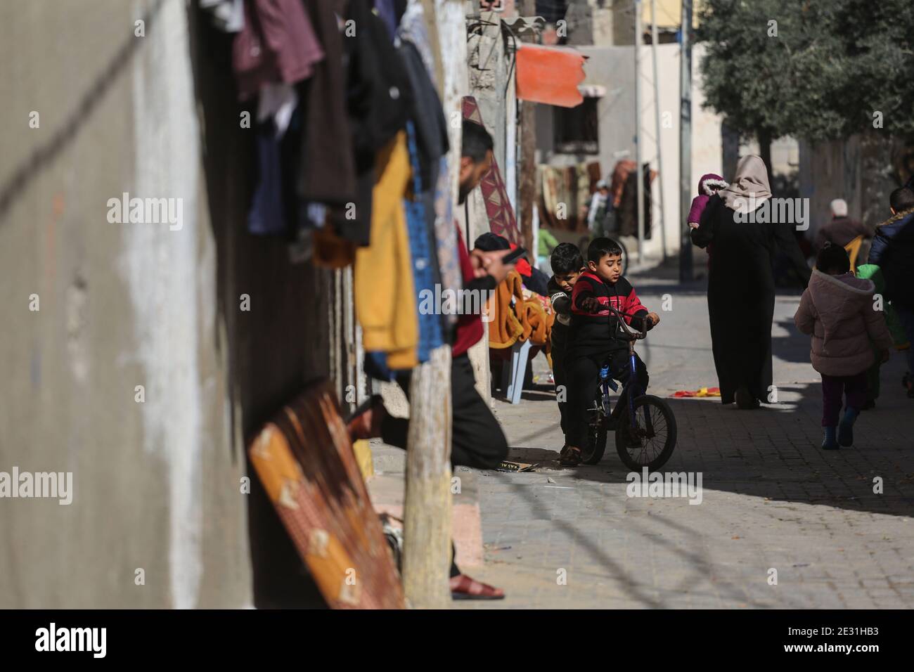 Deir AlBalah, The Gaza Strip, Palestine. 16th Jan, 2021. At Deir al