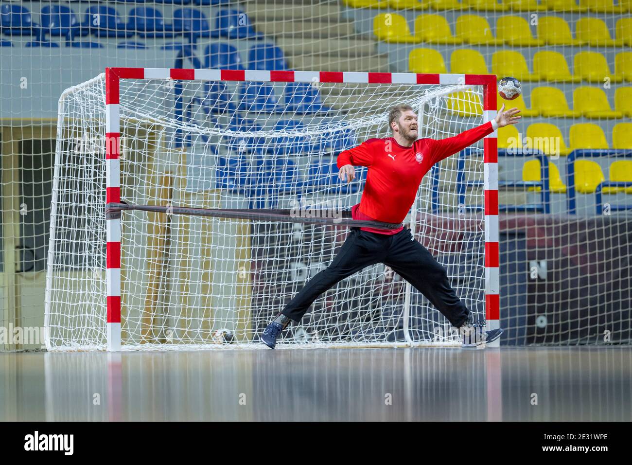 Kairo, Egypt. 16th Jan, 2021. Goalkeeper Johannes Bitter (TVB 1898 ...