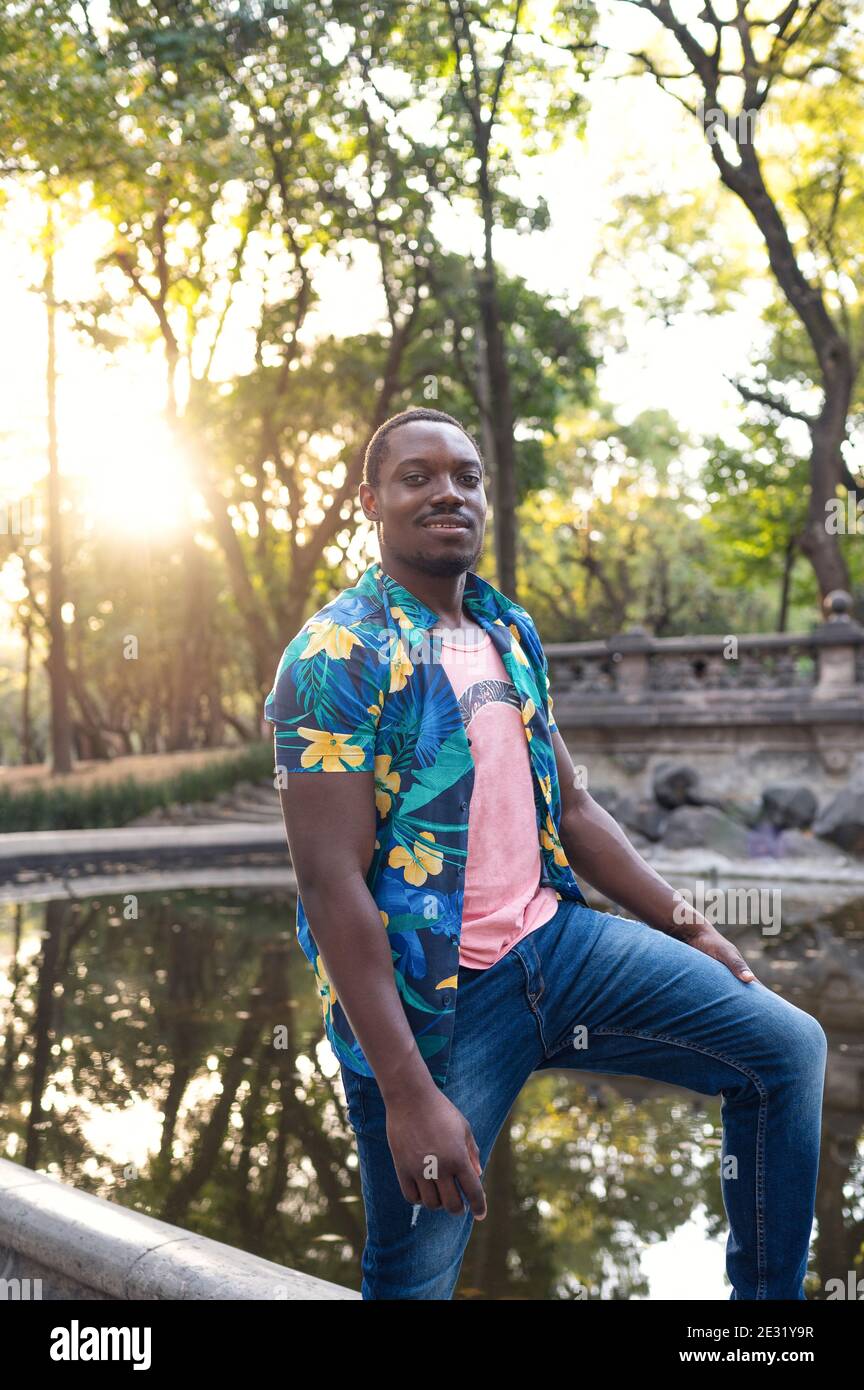 Man in casual outdoor hi-res stock photography and images - Alamy