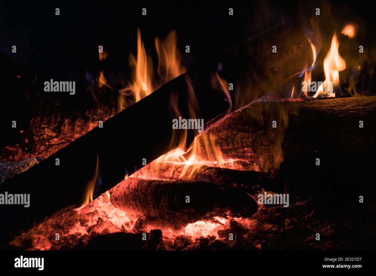 Wood burning stove ash hi-res stock photography and images - Alamy