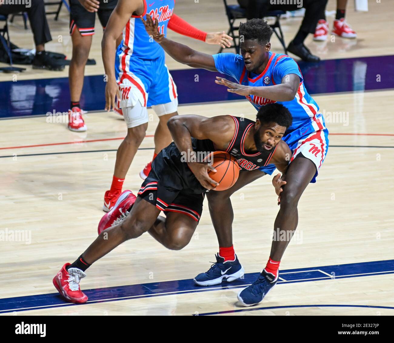 Georgia bulldogs mens basketball hi-res stock photography and images ...