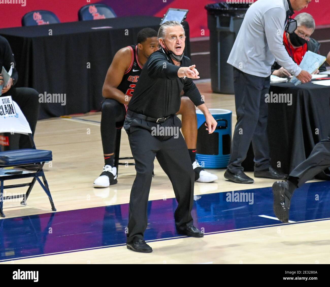 Georgia bulldogs mens basketball hi-res stock photography and images ...