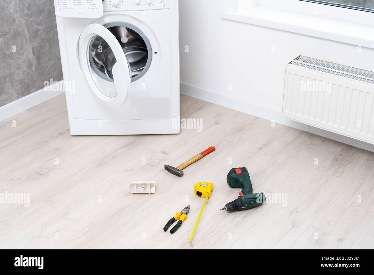 Inside washing machine spinning hires stock photography and images Alamy