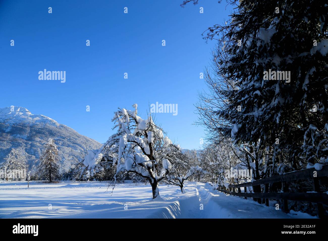 Winterlandschaft, Imst in den Tiroler Alpen Stock Photo