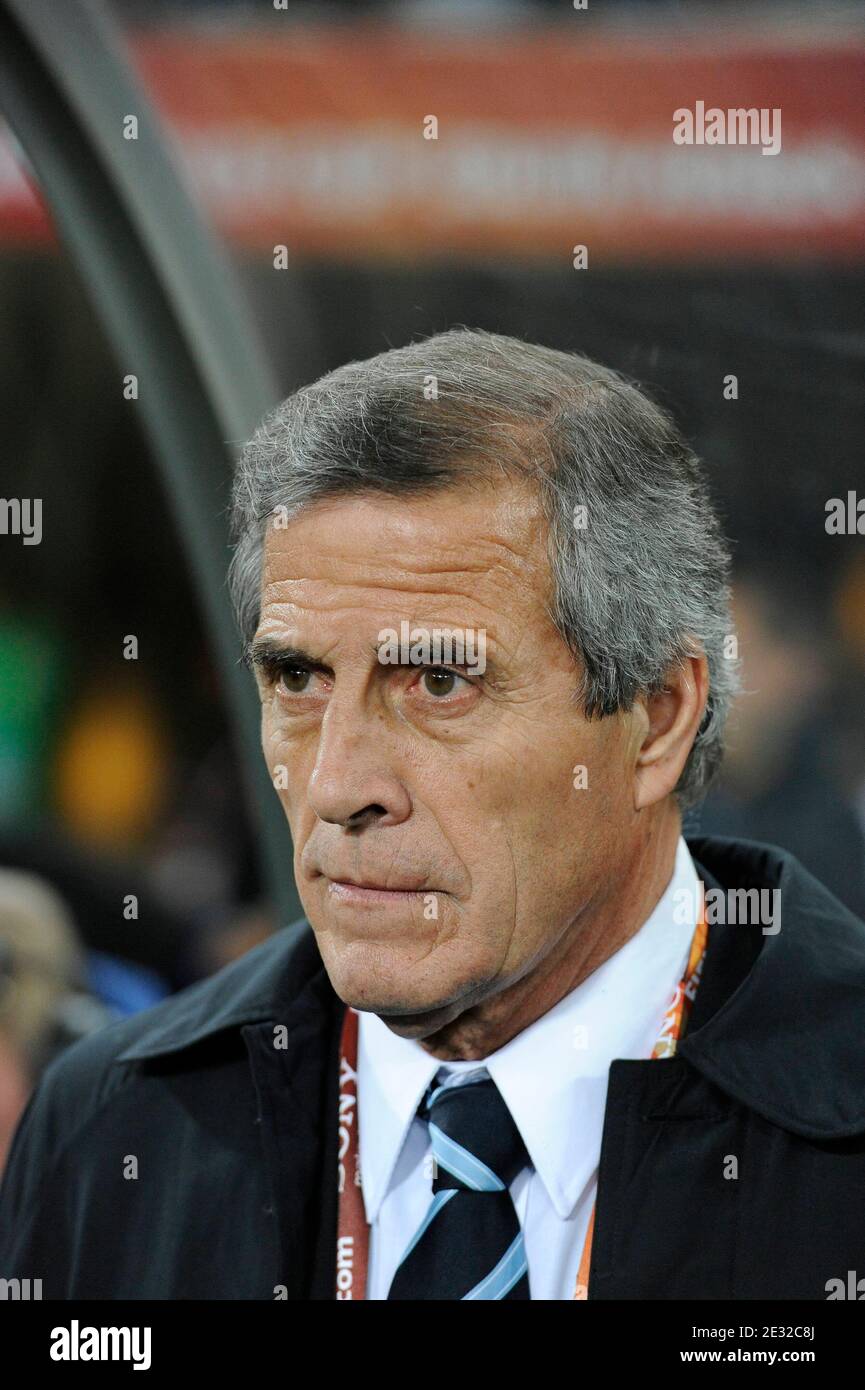 Uruguay's coach Oscar Tabarez during the 2010 FIFA World Cup South Africa, Quarter Final, Soccer match, Ghana vs Uruguay at Soccer City football stadium in Johannesburg, South Africa on July 2nd, 2010. Uruguay won 0-0 (5p to 4). Photo by Henri Szwarc/ABACAPRESS.COM Stock Photo