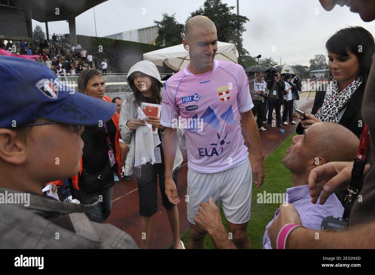Former French international footballer Zinedine Zidane is pictured at a  charity football match during the 2010 Evian Masters in Evian, France on  July 22, 2010. Photo by Elodie Gregoire/ABACAPRESS.COM Stock Photo - Alamy