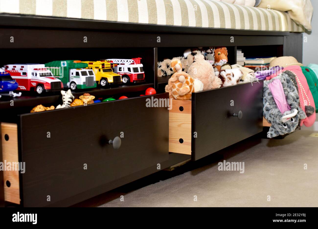 Easy simple home storage solutions for children's play area to clean up toys, games, books ...