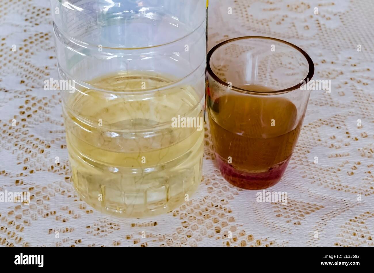 Cooking Oil And Apple Cider vinegar Stock Photo Alamy