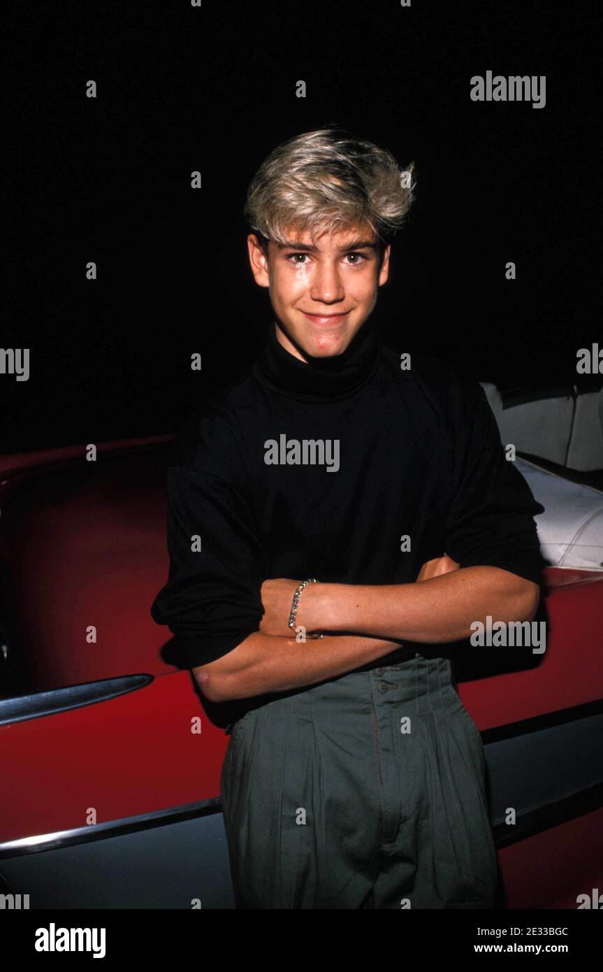 MarkPaul Gosselaar 1989 Credit Ralph Dominguez/MediaPunch Stock Photo
