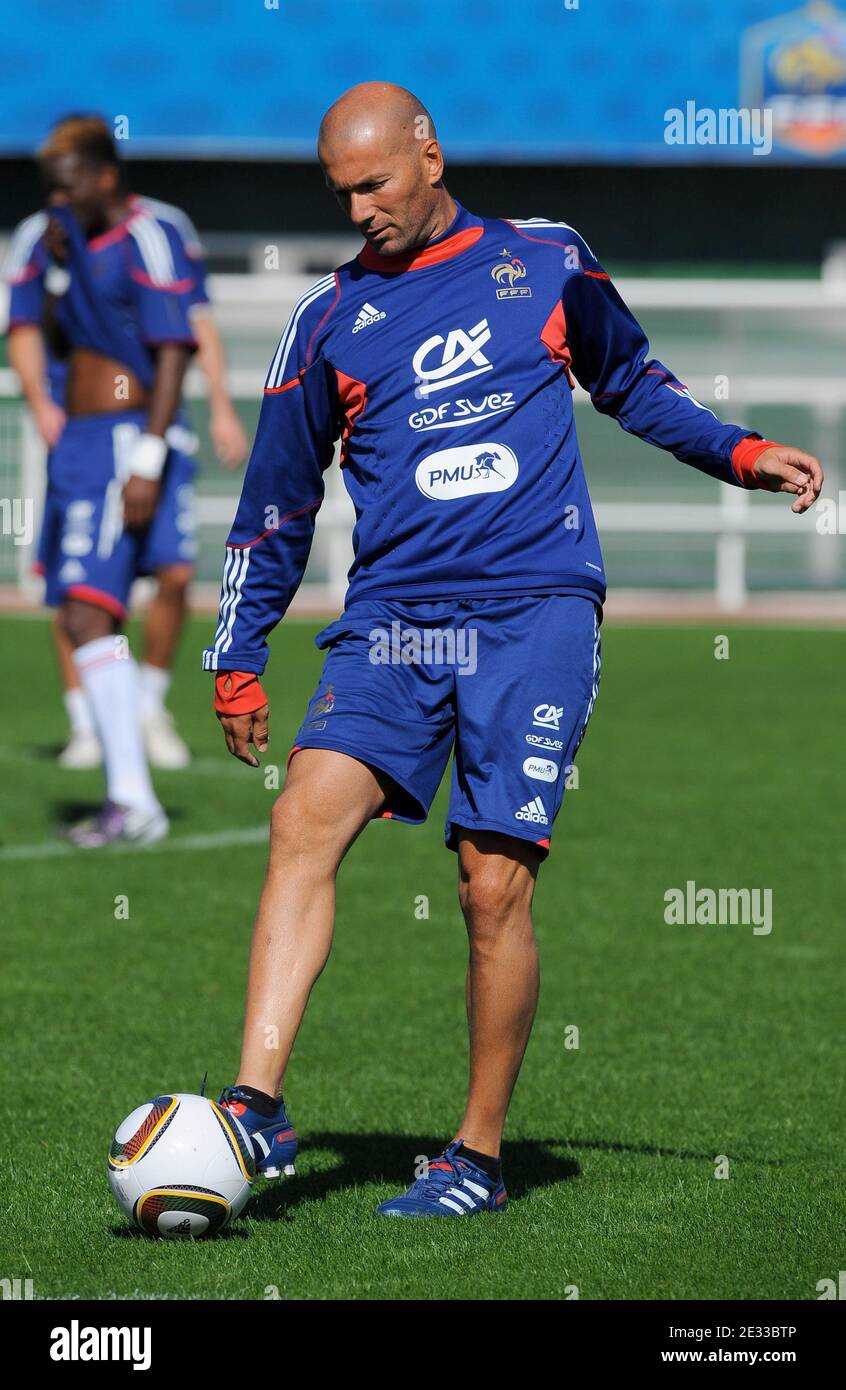 Zinedine Zidane Leads First Training Session as France Coach Zinedine Zidane Leads First Training Session as France Coach