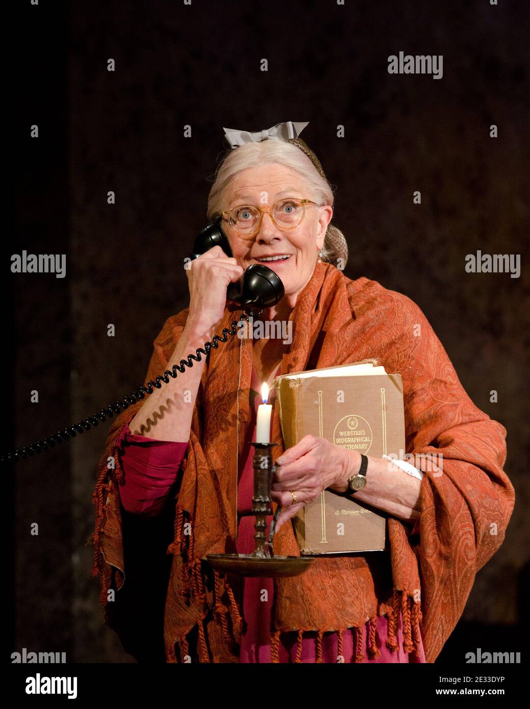 Vanessa Redgrave (Daisy Werthan) in DRIVING MISS DAISY by Alfred Uhry at Wyndham's Theatre, London WC2  05/10/2011  set design: John Lea Beatty  costumes: Jane Greenwood  lighting: Peter Kaczorowski  director: David Esbjornson Stock Photo
