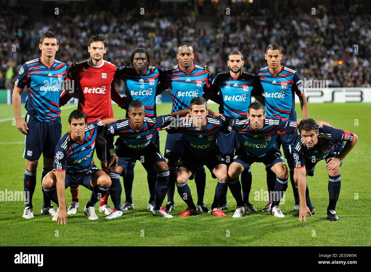 Lyon's team during the UEFA Champions League Soccer match, Group B, Olympique  Lyonnais and FC Schalke 04 at Gerland stafdium in Lyon, France on September  14, 2010. Lyon won 1-0. Photo by