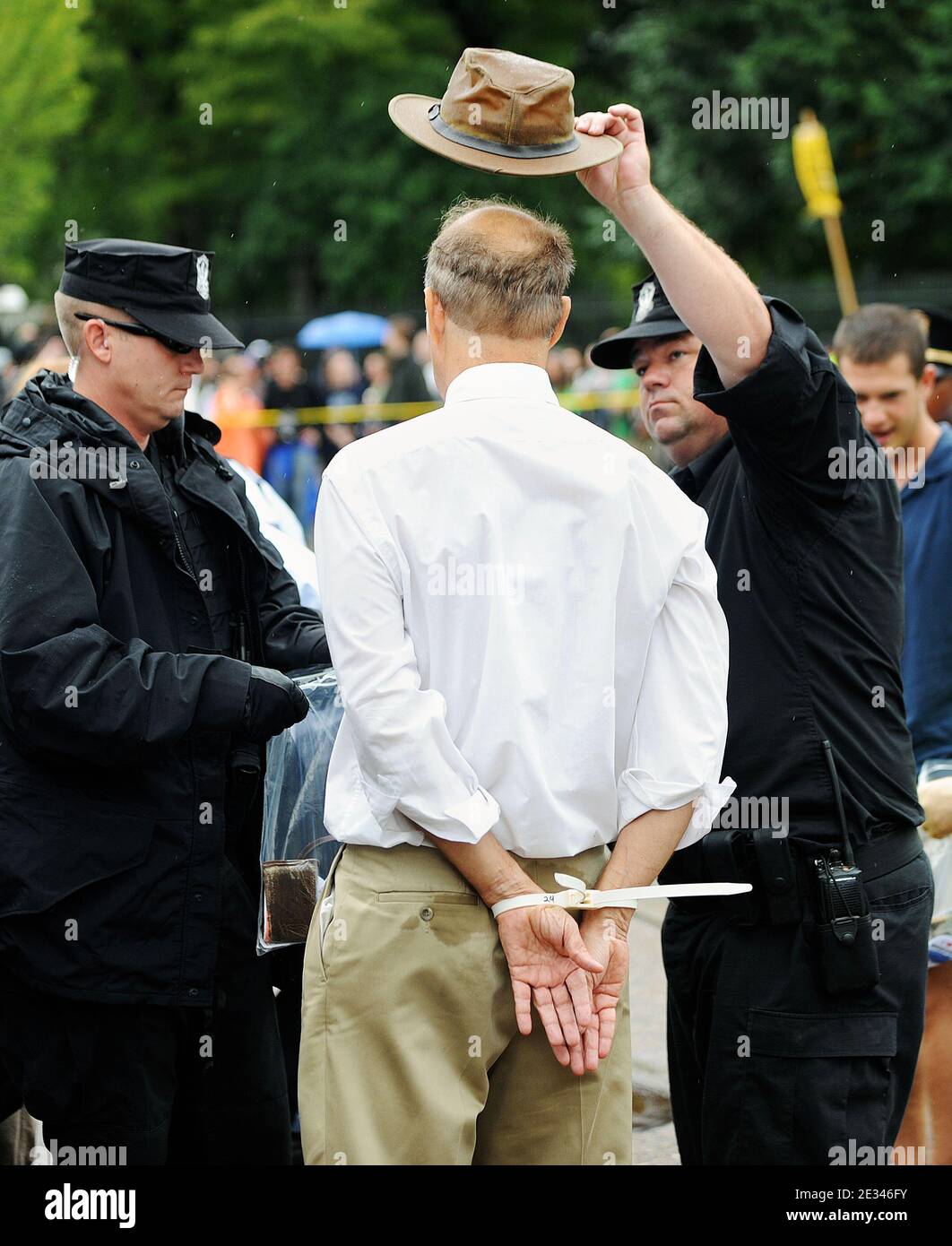 Hundreds Of Environmental Activists Are Arrested In Front Of The White 