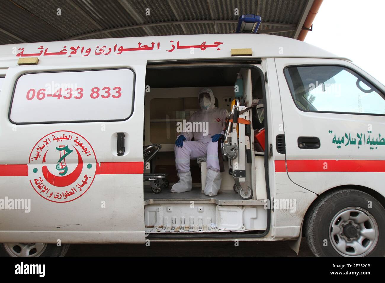 Tripoli, Lebanon. 16th Jan, 2021. A medical worker sits in an ambulance in Tripoli, Lebanon, Jan. 16, 2021. Lebanon registered on Saturday 5,872 new COVID-19 infections, bringing the total number of cases in the country to 249,158. Credit: Khaled/Xinhua/Alamy Live News Stock Photo