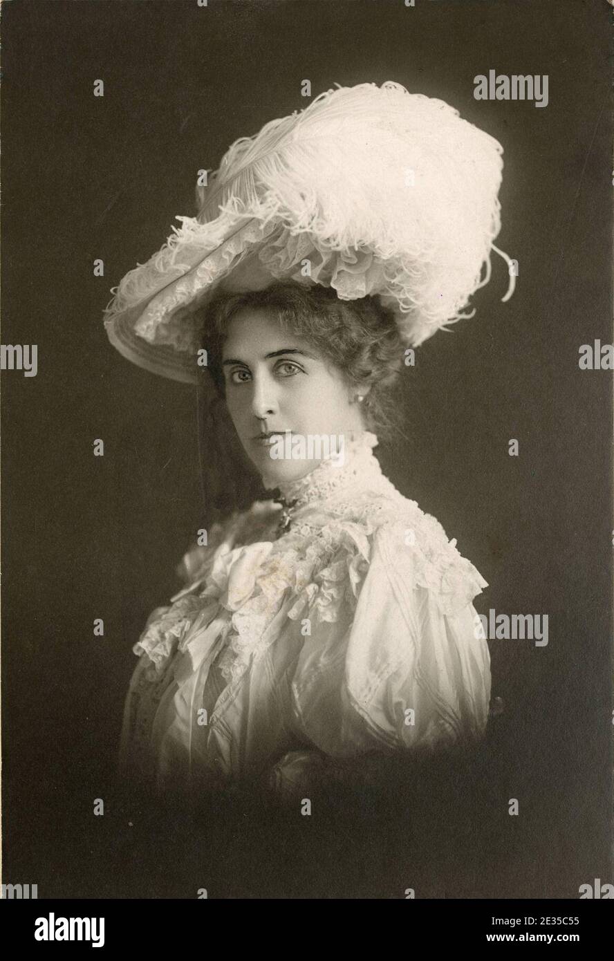 Luella Morey, stage actress Stock Photo - Alamy
