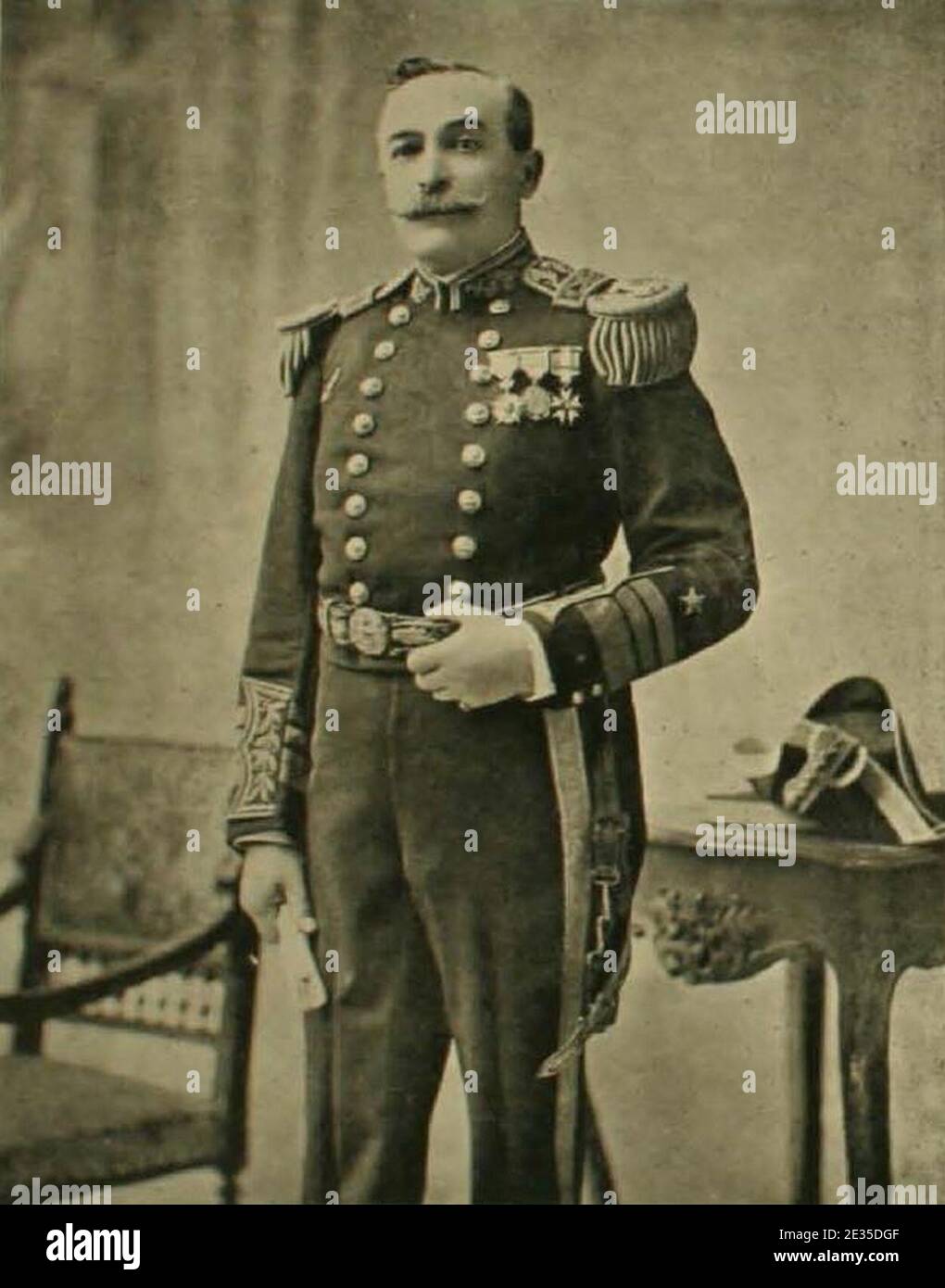 Luis Uribe en 1905 Stock Photo Alamy