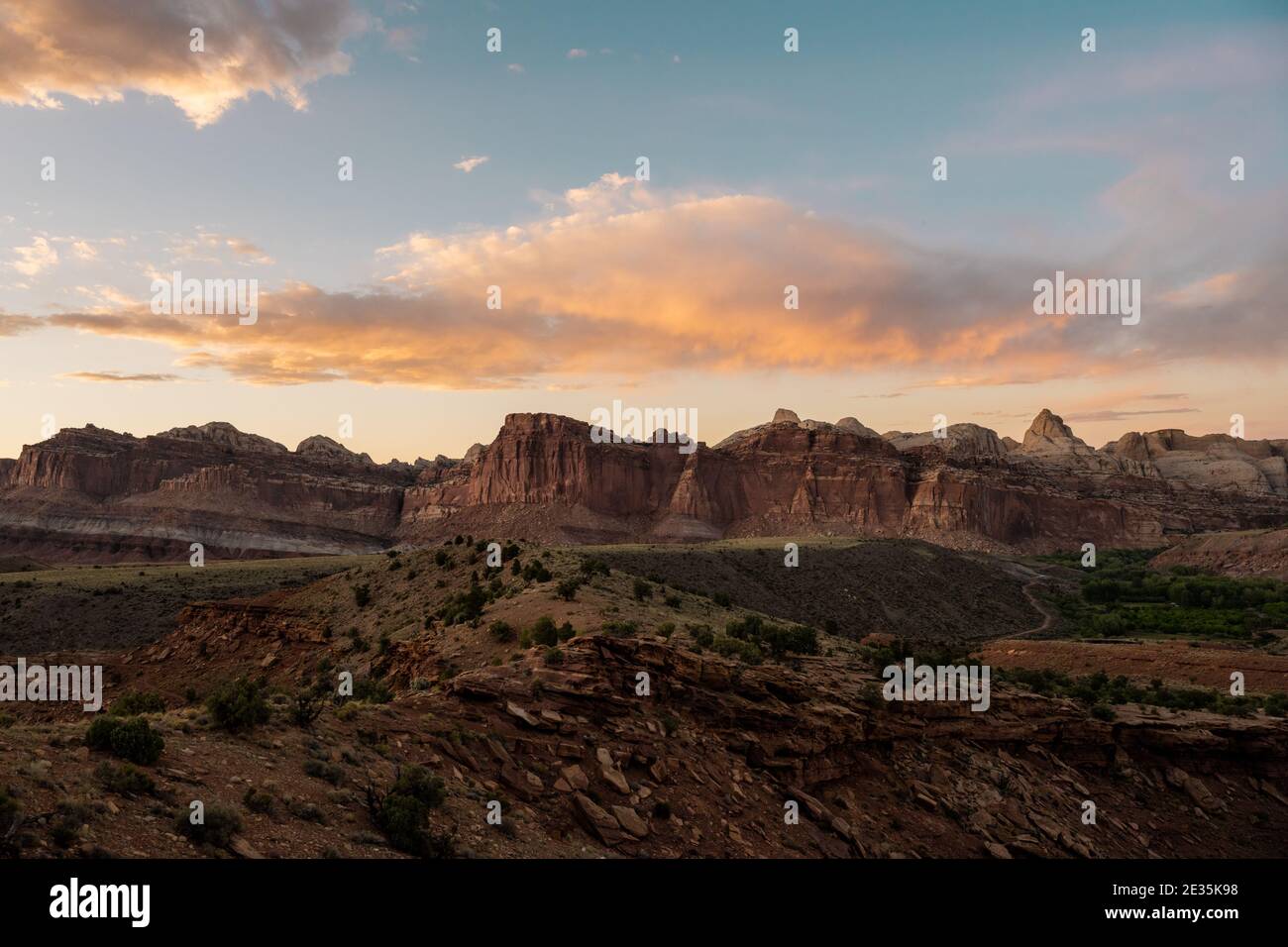 Capitol reef golden hour hi-res stock photography and images - Alamy