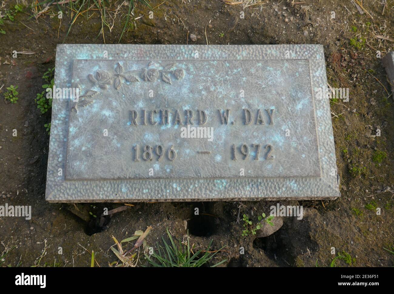 North Hollywood, California, USA 15th January 2021 A general view of atmosphere of set designer/art director Richard Day's Grave at Valhalla Memorial Park Cemetery on January 15, 2021 in North Hollywood, California, USA. Photo by Barry King/Alamy Stock Photo Stock Photo