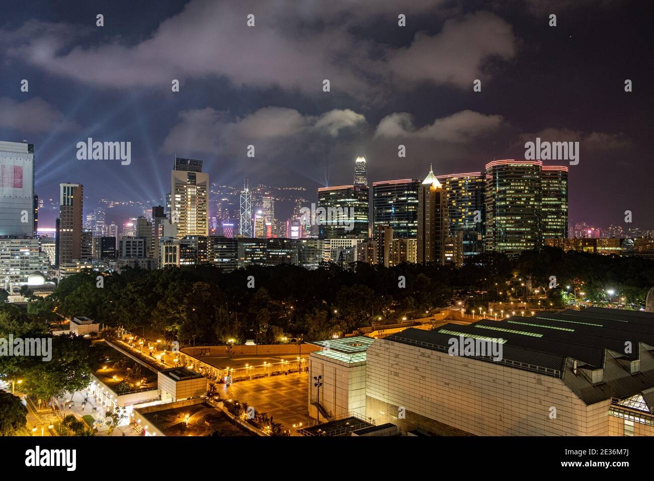 The skyline of Hong Kong in the night Stock Photo - Alamy