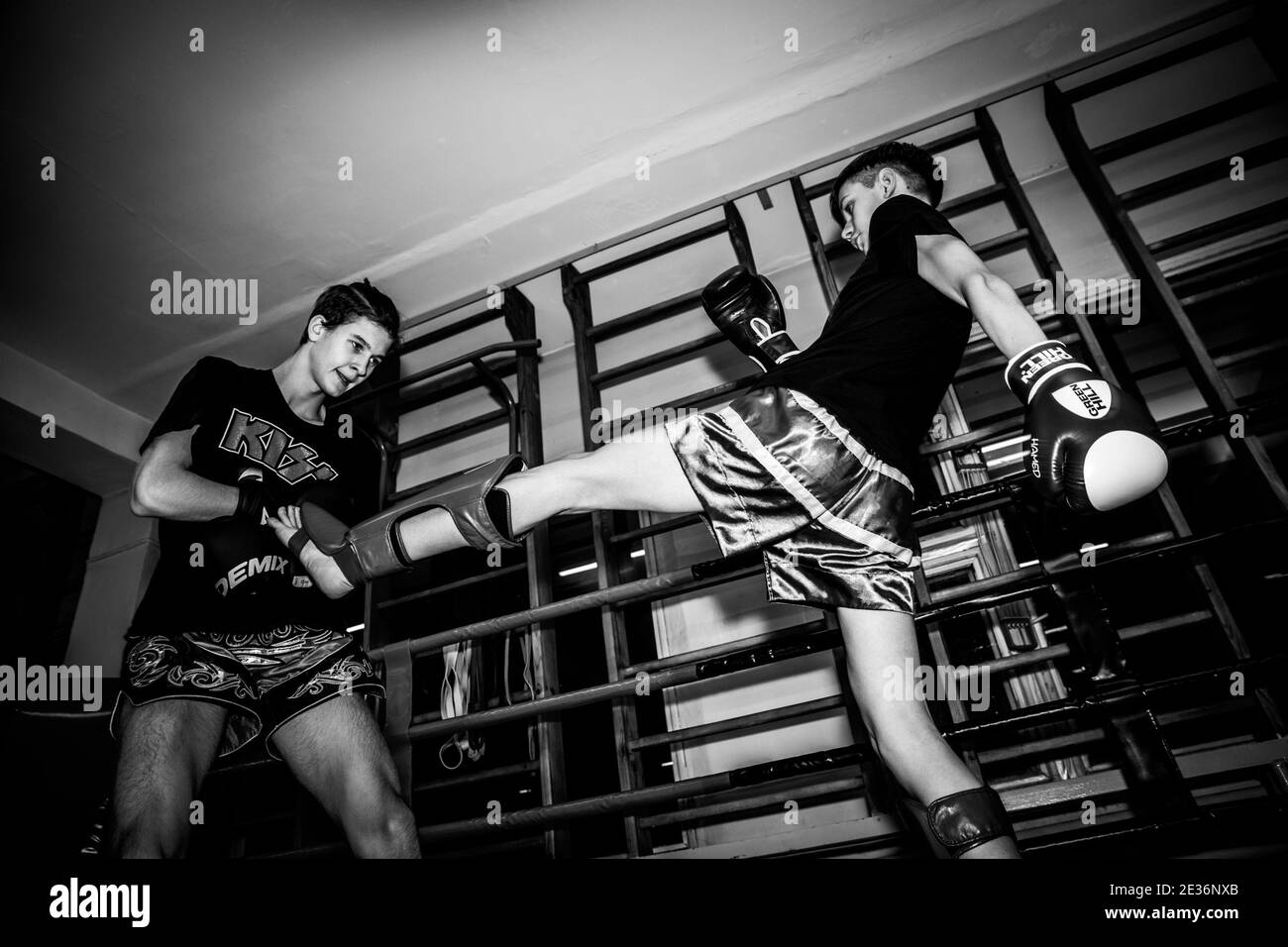 vs. Nong Ning Palapon Gym, Cong Carter Muay Thai, Hua Hin, 20th December  2013 | Under The Ropes