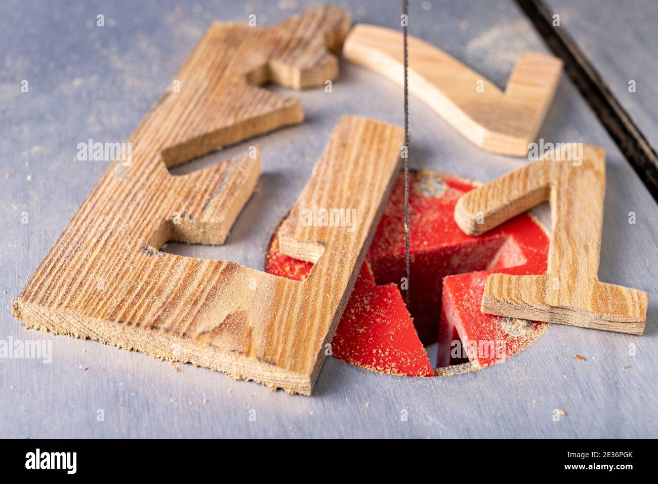 Cutting shapes with a jigsaw deals