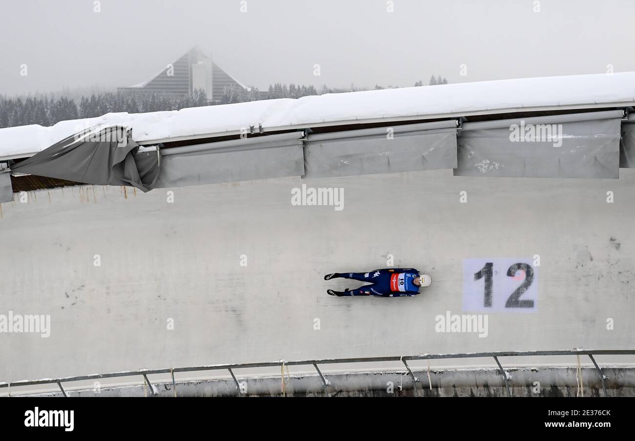 Oberhof, Germany. 17th Jan, 2021. Luge, World Cup, single-seater women 1st run. Verena Hofer from Italy luge over the track. Credit: Hendrik Schmidt/dpa-Zentralbild/dpa/Alamy Live News Stock Photo