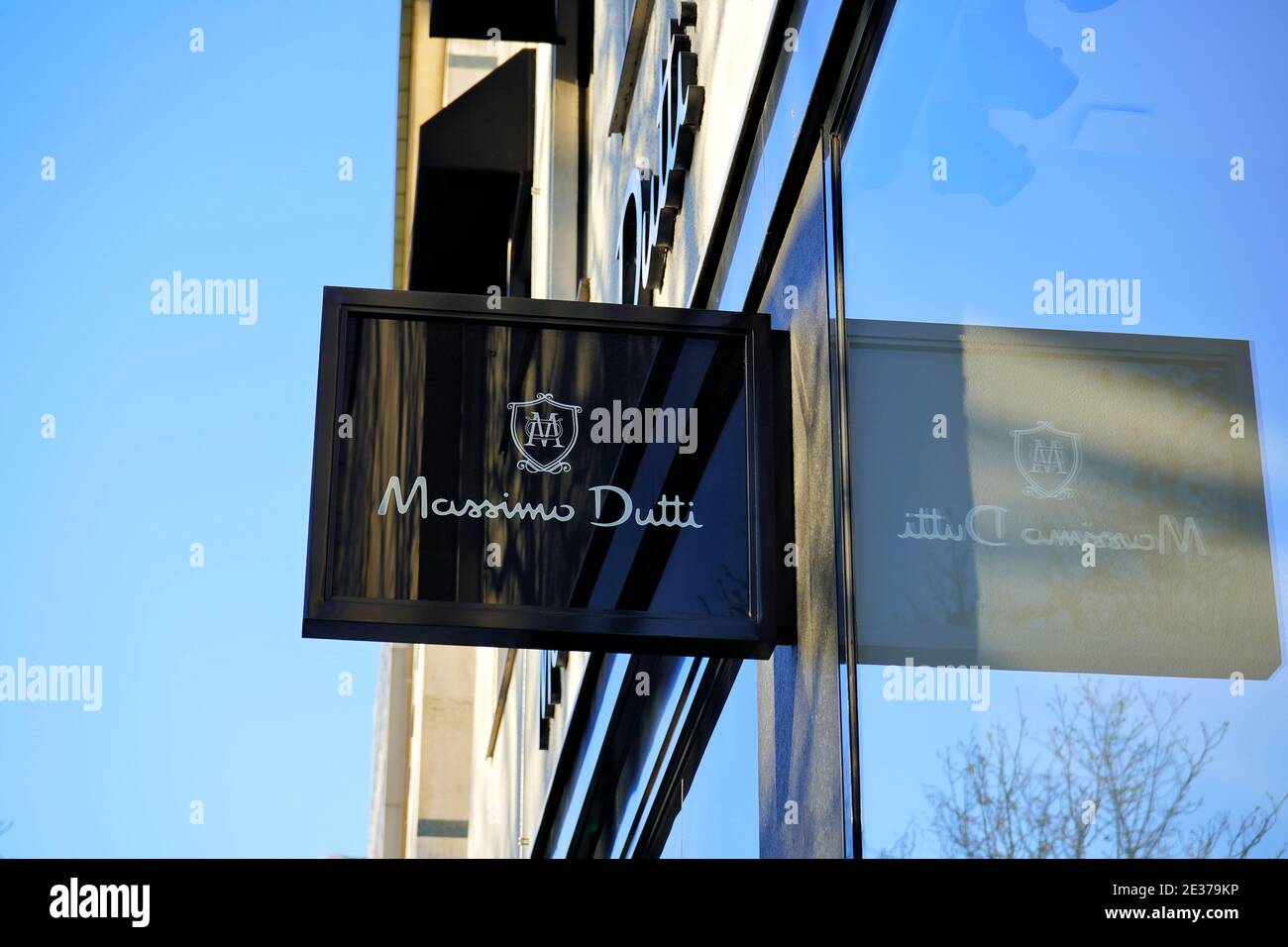 Massimo Dutti designer store exterior on Königsallee in Düsseldorf Stock  Photo - Alamy