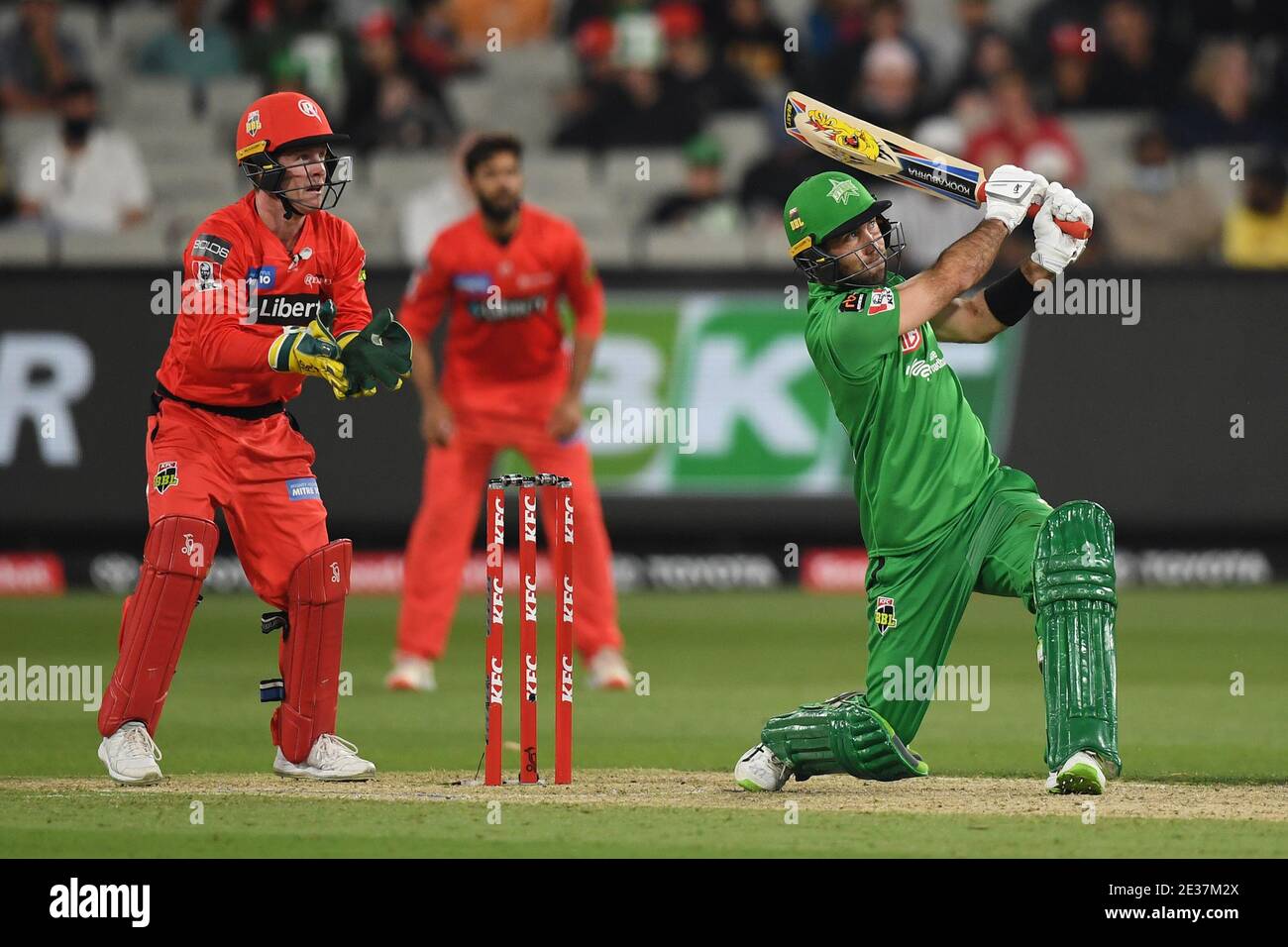17th January 21 Melbourne Cricket Ground Melbourne Victoria Australia Big Bash League Cricket Melbourne Stars Versus Melbourne Renegades Glenn Maxwell Of The Stars Hits A Six Stock Photo Alamy