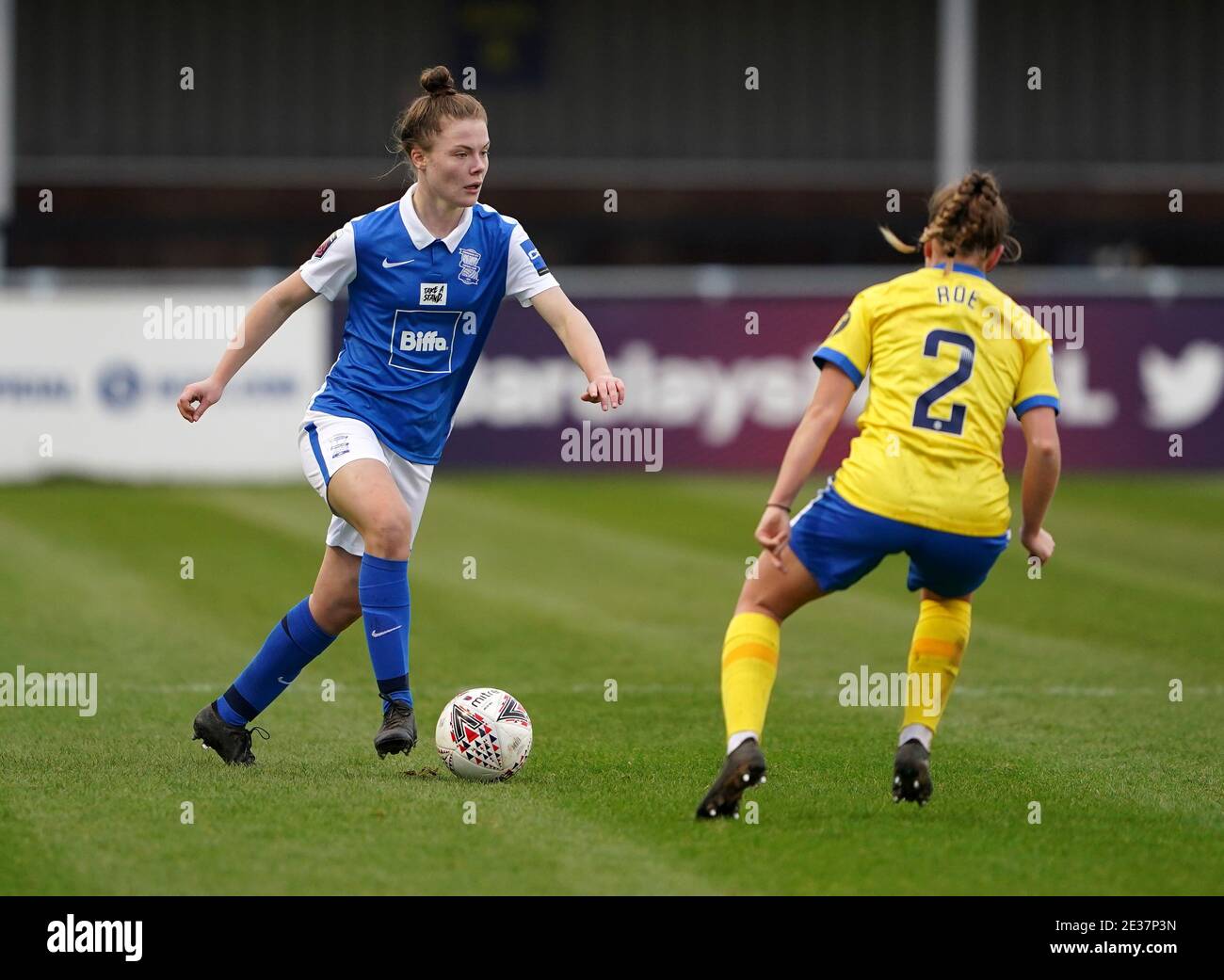 Birmingham City's Emily Murphy (left) and Brighton and Hove Albion's Bethan Roe battle for the ball during the FA Women's Super League match at SportNation.bet Stadium, Birmingham. Stock Photo
