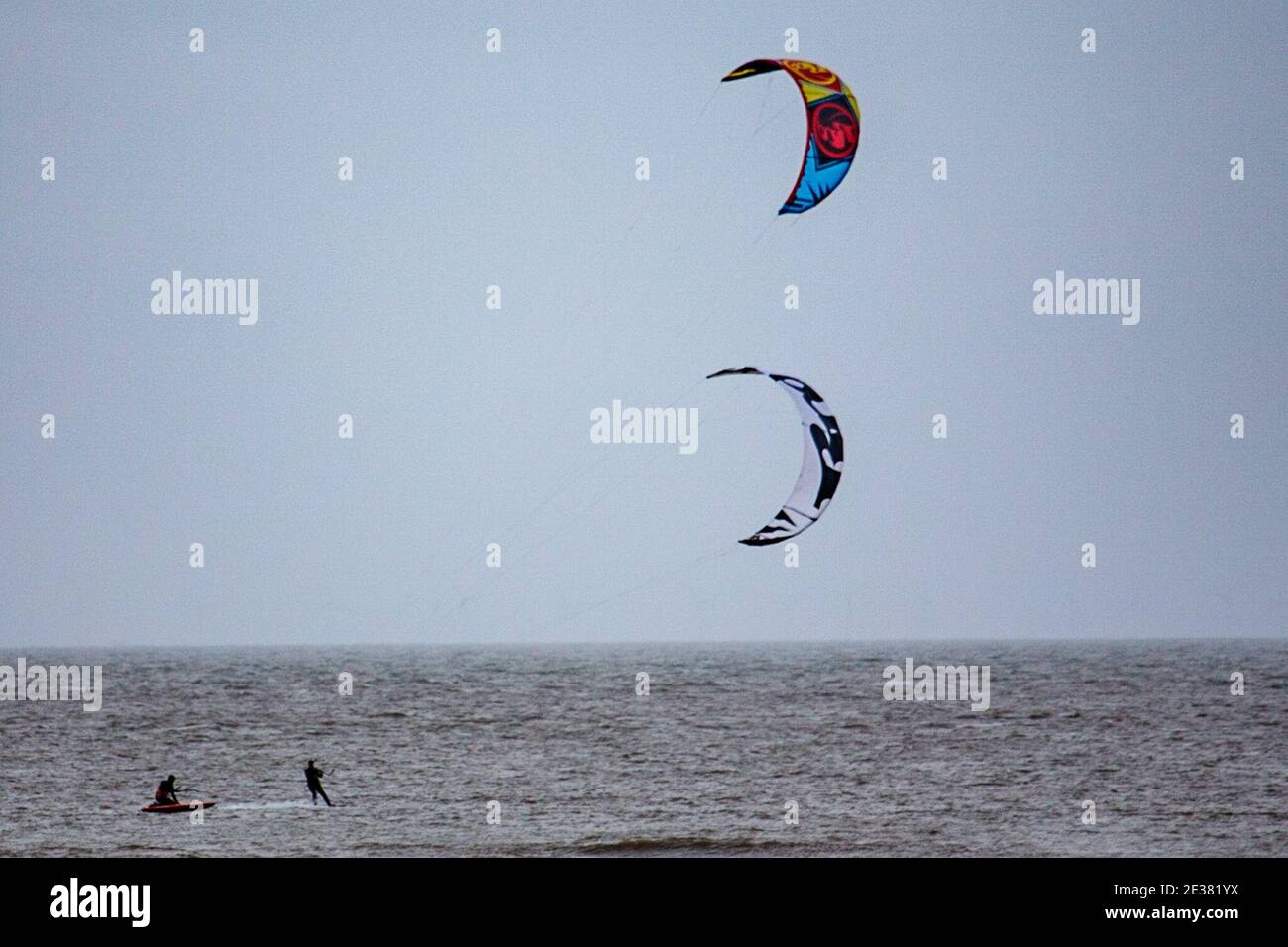 Braves the cold hires stock photography and images Alamy